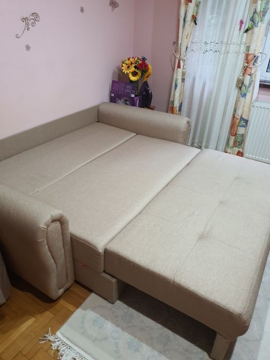 Canapea extensibila