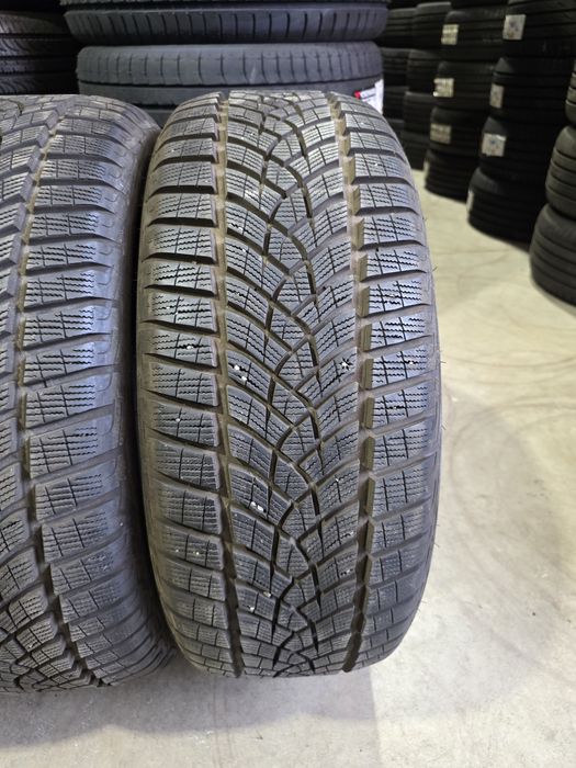 235/50/19 GOODYEAR 4бр