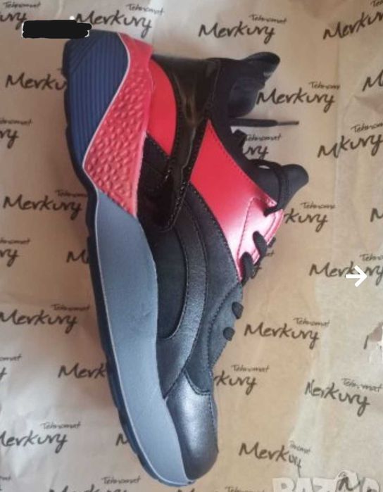 Дамски маратонки черно и червено от естествена кожа и велур