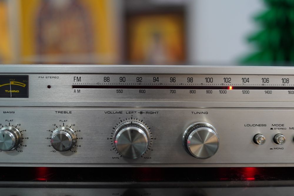 Amplituner vintage Akai AA810