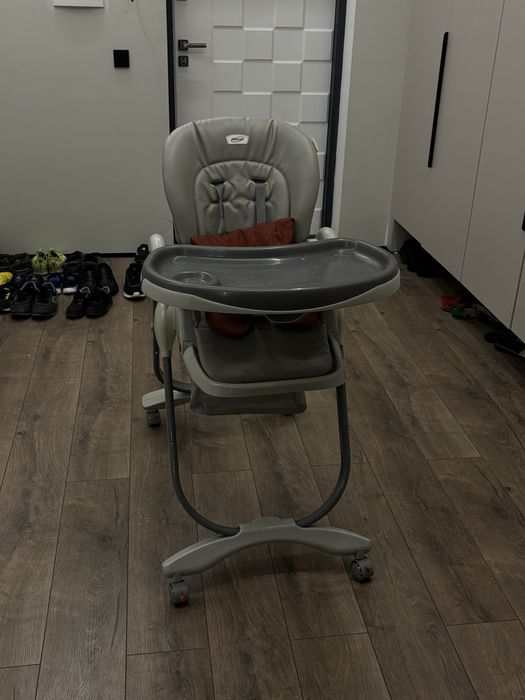 Детское кресло для кормления