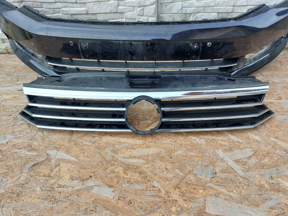 Bara fata grila radiator grila r line vw passat b8 originale