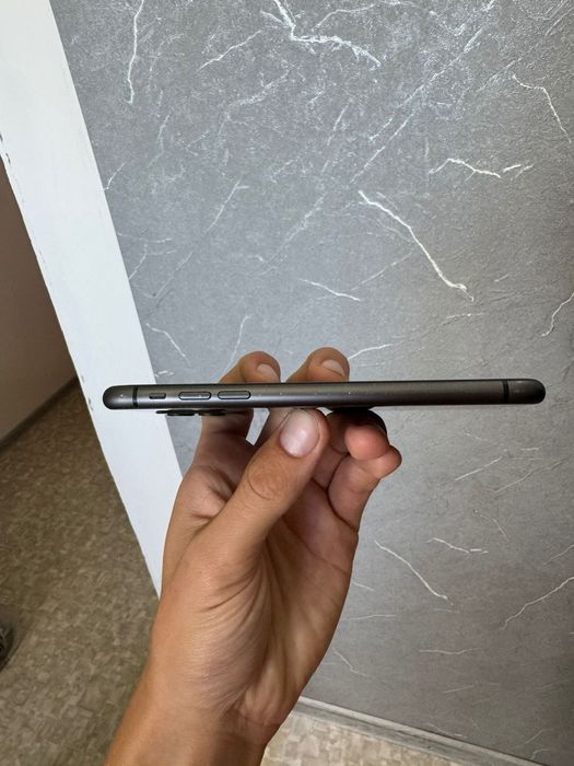 Iphone 11 128/77акб