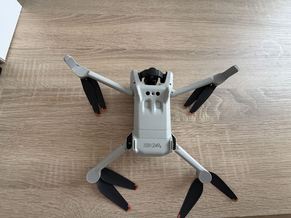 Dji Mini 3 Camera Drone Bundle