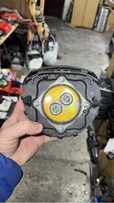 Volan m pachet bmw e90 e91 e92 e93 e87 e81 e82 e88 e84 airbag volan e9