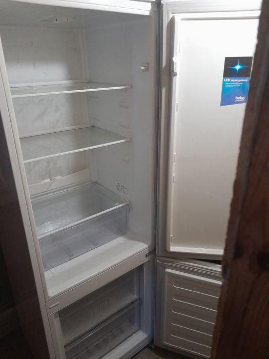 Продам холодильник