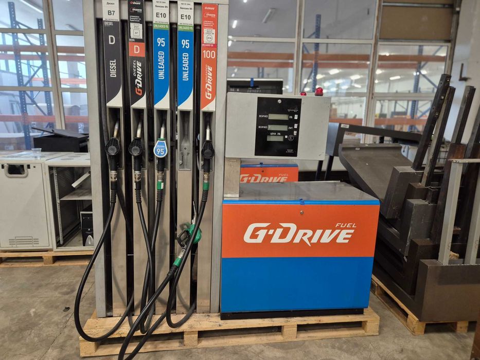 Бензиноколонка Scheidt & Bachmann с десет пистолета