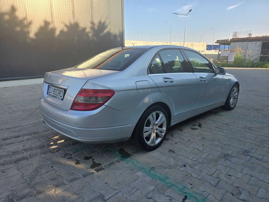 MERCEDES-BENZ C-Class 2011 — imagine 2