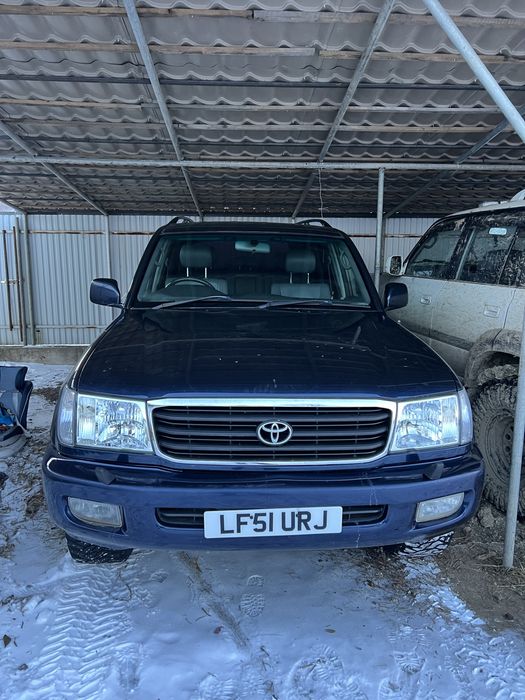 Toyota Land Cruiser