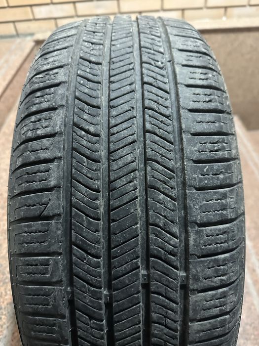 Тоуринг 215/55/R17  94V M+S