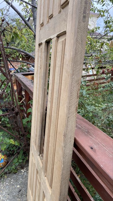 Ușă din stejar masiv