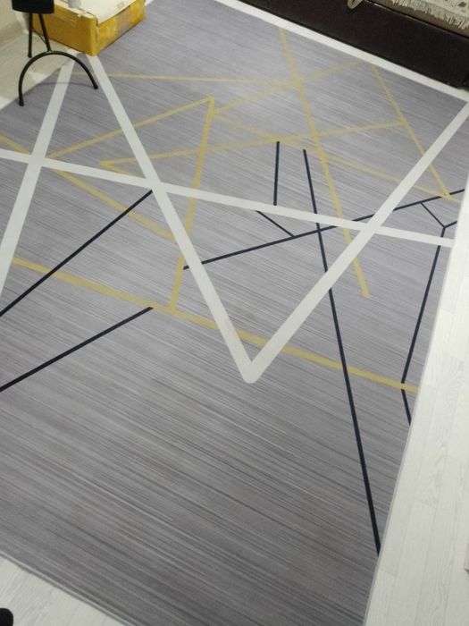 Продам ковер 2 на 3