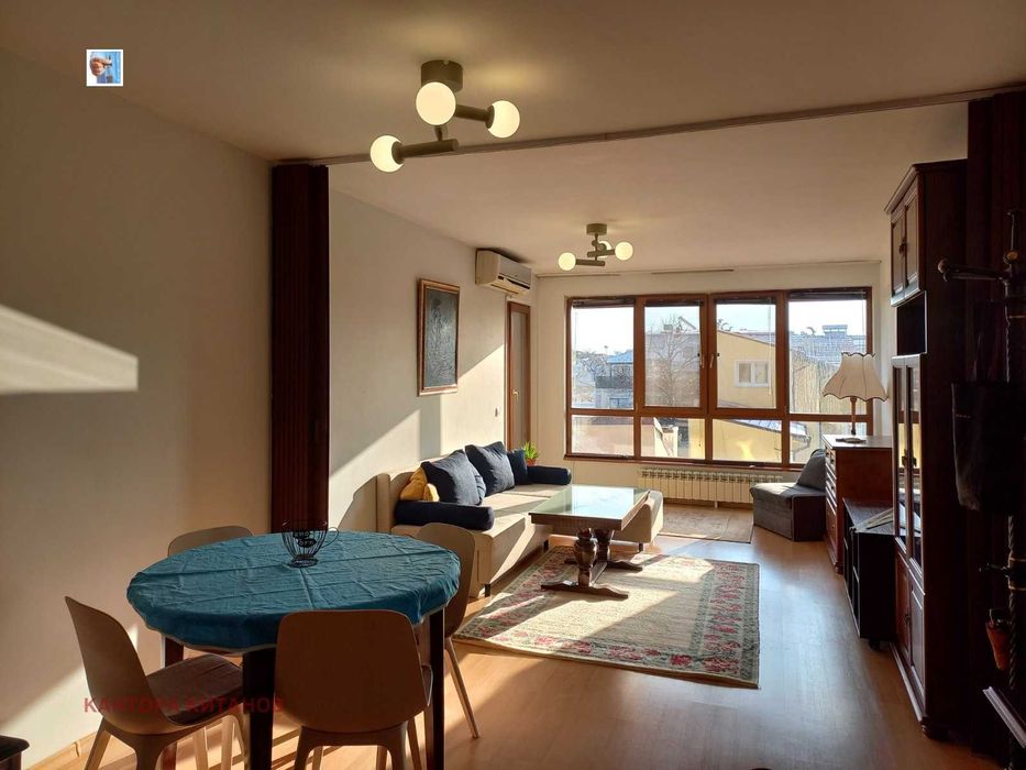 Дава се под наем Тристаен апартамент в София, Център - 100 кв.м за 847.62 € - Снимка #2