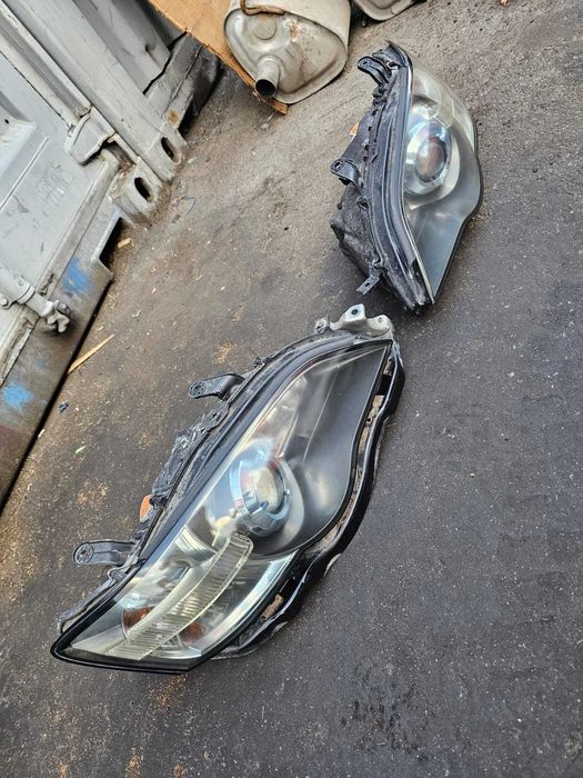 Фары на Subaru Outback