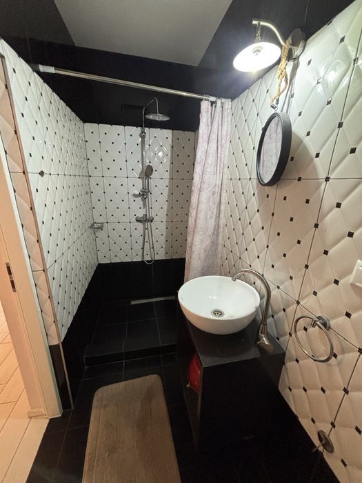 Inchiriere apartament zona centrala. 0725.205.875