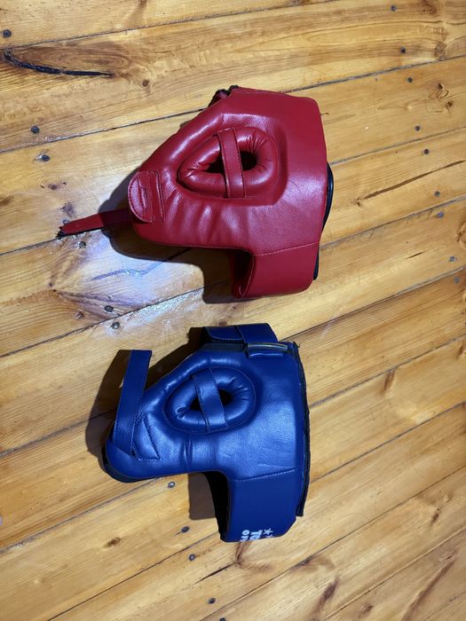 Шлем боксерские Everlast и Topten