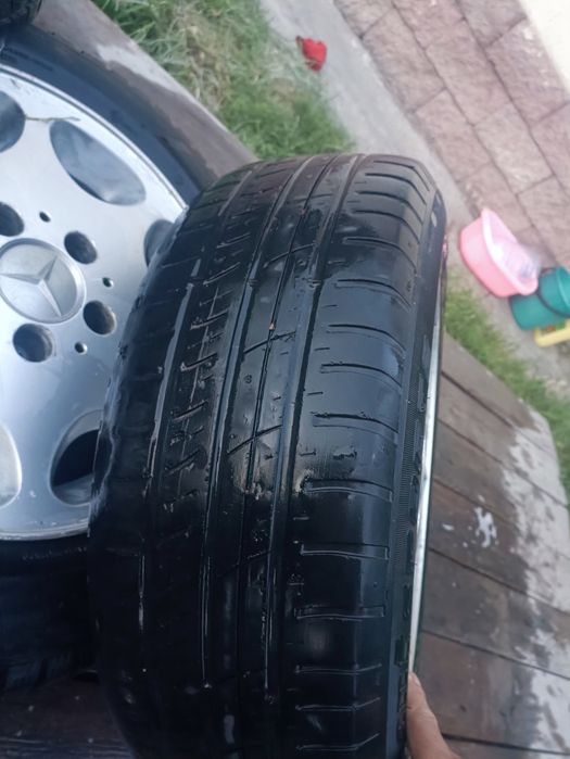Продам диск R 15 комплект с резиной на мерседес
