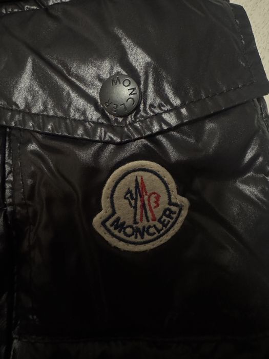 Vand Geaca Moncler M