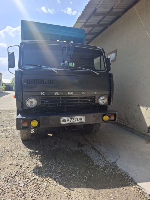 Kamaz sotiladi; narxi 1300$
