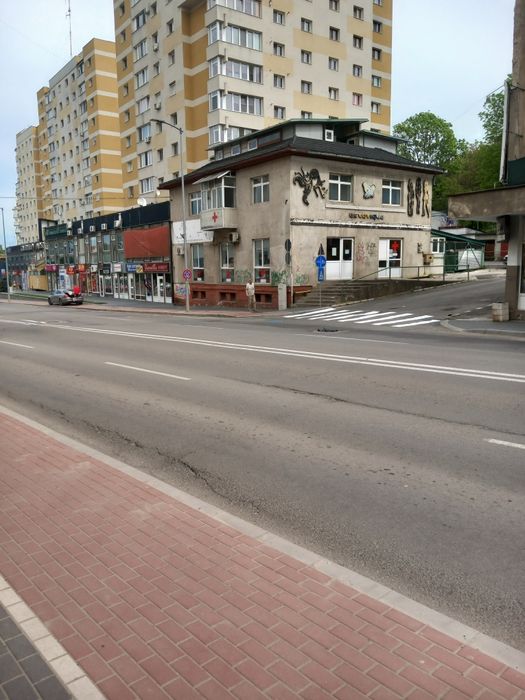 Dau in inchirie de casa spațiu pentru firma