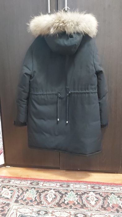 Продам куртку  на девочку!