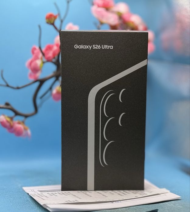 НОВ!!! Samsung Galaxy S26 Ultra, Dual SIM, 12GB RAM, 256GB, 5G, Sky Blue +подарък оригинален адаптер