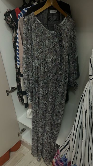 Платья, көйлектер сатылады