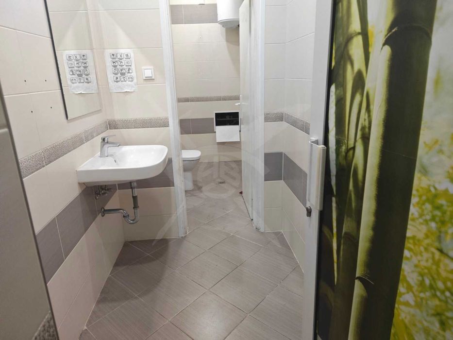 Дава се под наем Офис в Пловдив, Център - 230 кв.м за 997.05 € - Снимка #17