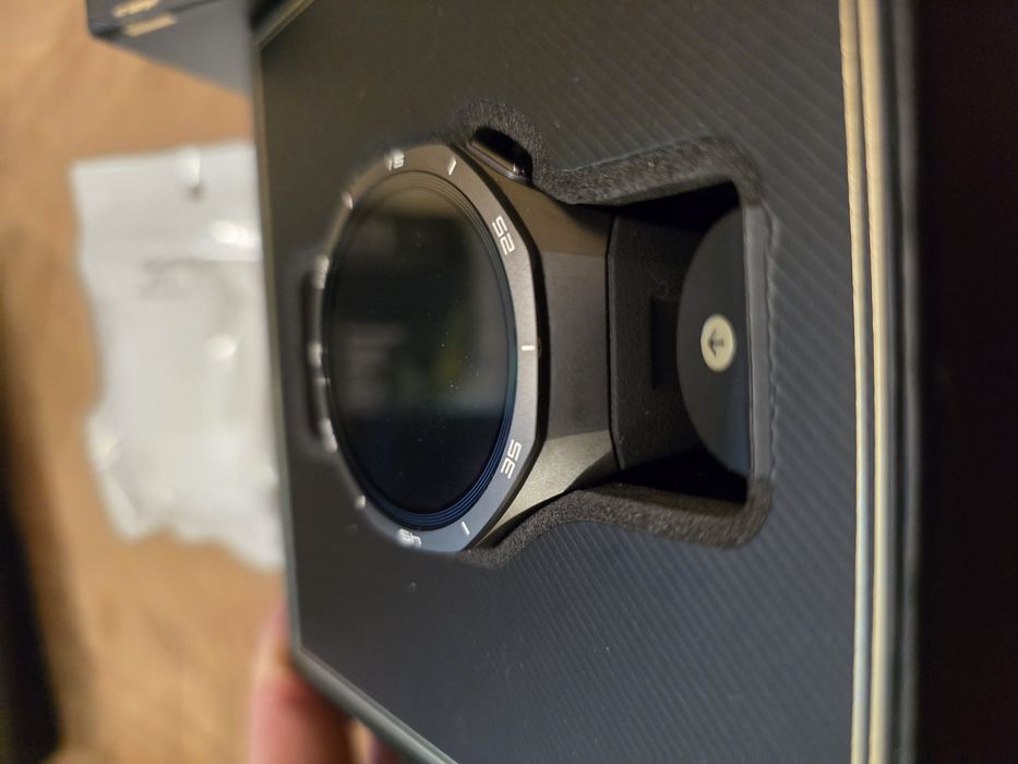 Huawei watch gt 5 pro , nou, garanție factura EMAG