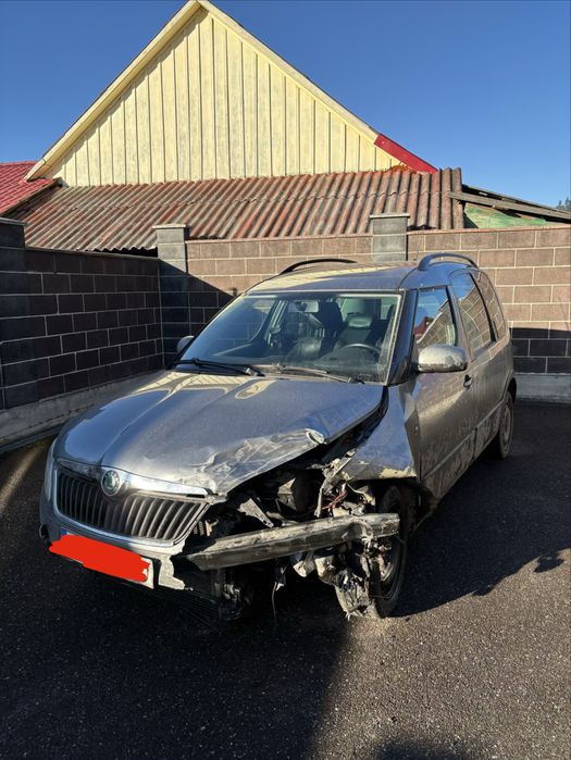 Vand Skoda Roomster pentru piese