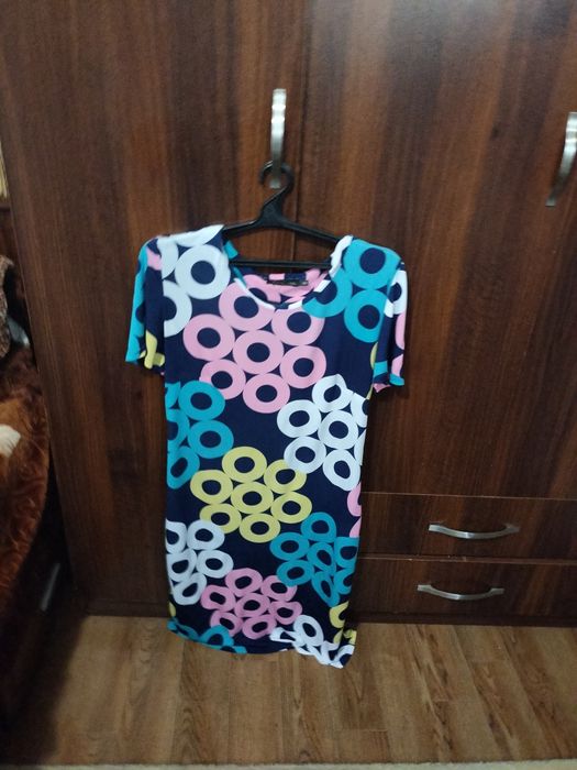 Платья женские, разные