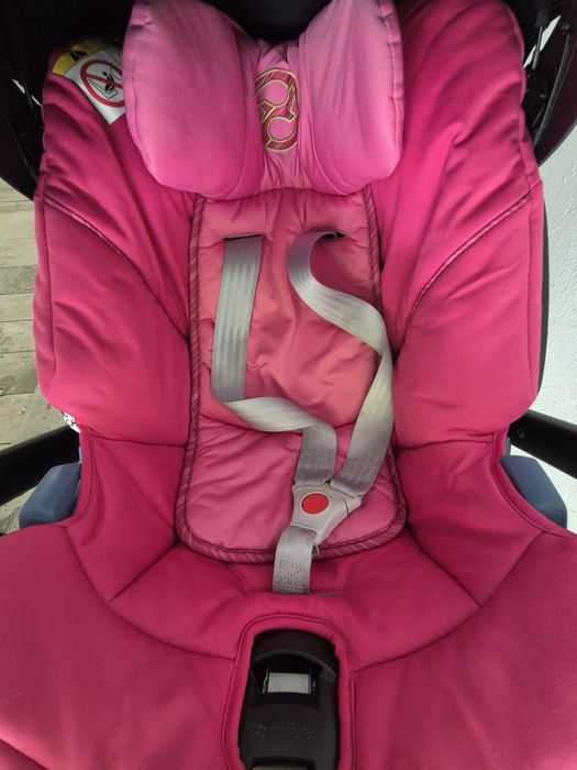 Столче за кола Cybex Aton 5 + адаптери