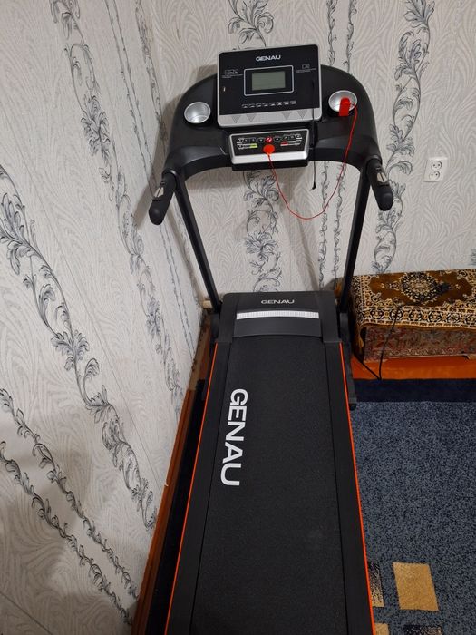 Беговая дорожка Новая