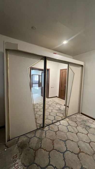 Продам шкафы разные паласы срочно