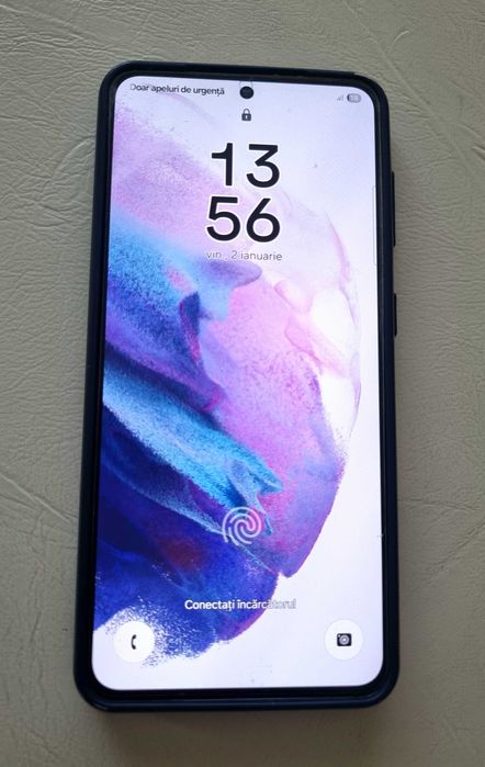Samsung S21 5G; 128 GB; 8 GB RAM