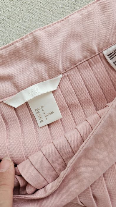 H&M Плисирана пола 34 размер
