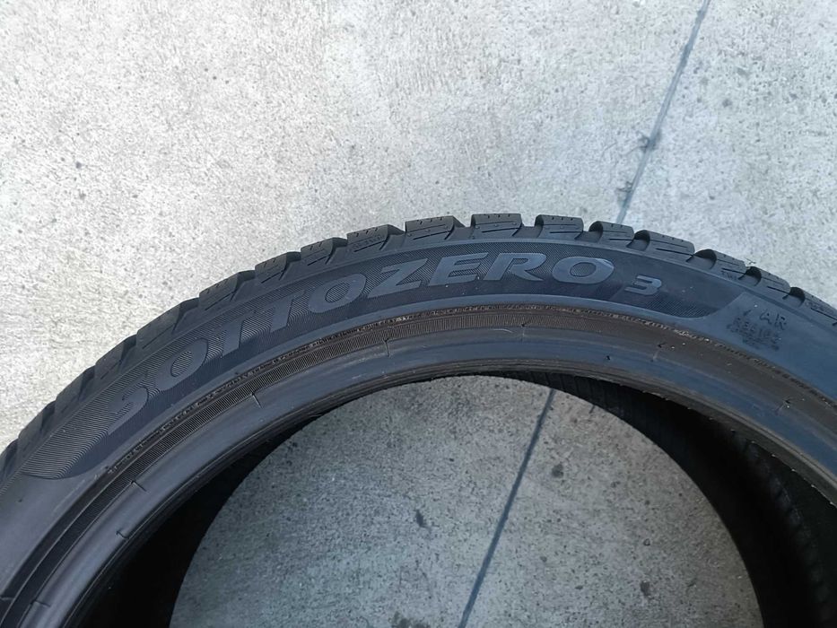 O anvelopa iarna 255 35 19 pirelli sottozero run flat profil 7 mm
