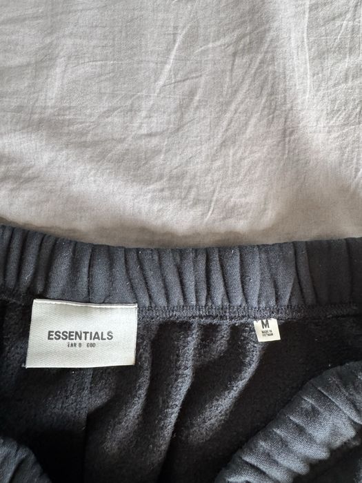 Essentials долница