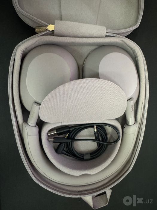 Sony WH-1000 XM5