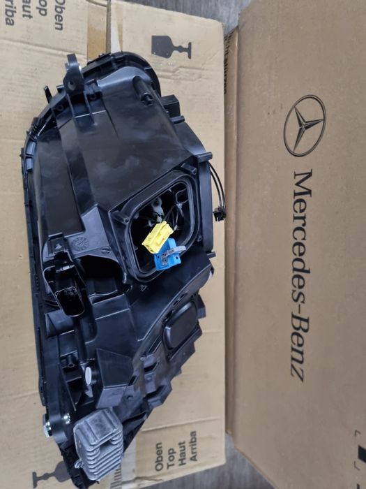 Far nou full led original Mercedes C-klass