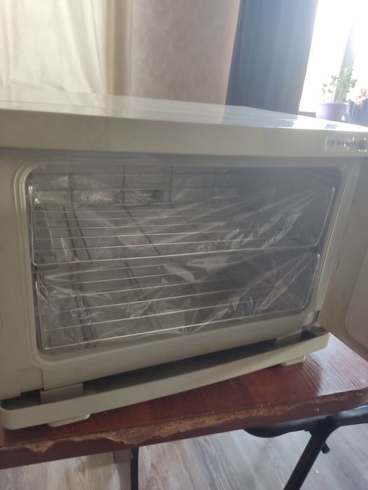 Продам нагреватель полотенец с ультрафиолетом