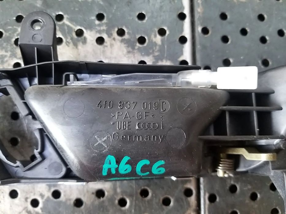 Maner interior usa stanga fata audi a6 c6 4f 4f0837019c