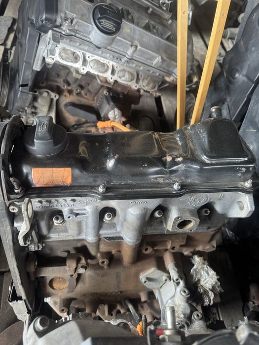 Двигатель гольф 3,пассат б3 б4,венто 1.8