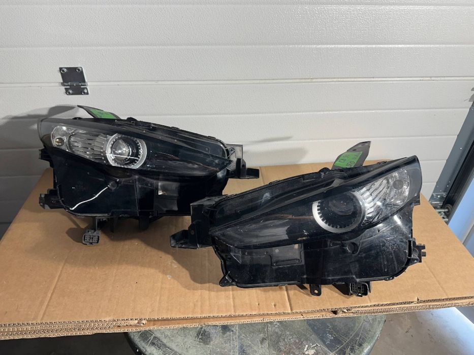 Far stanga / dreapta complete Mazda CX-30 2020/2021/2022/2023 12 Pini