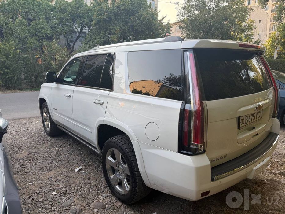 Продам Tahoe 2020 premier идеал