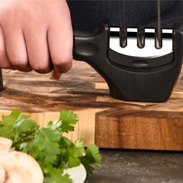 Керамично тристепенно точило за ножове и ножици