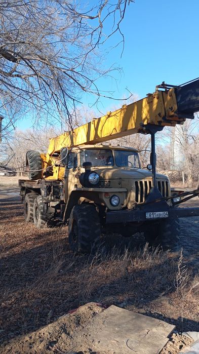 Продам автокран  Урал 16 тонн