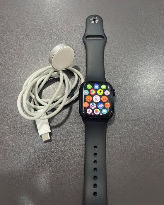 Apple watch 9 series, SE