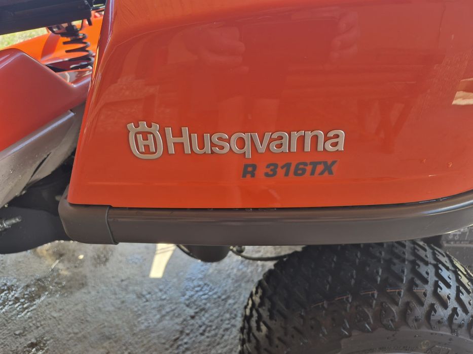 Tractoras HUSQVARNA nou an 2026