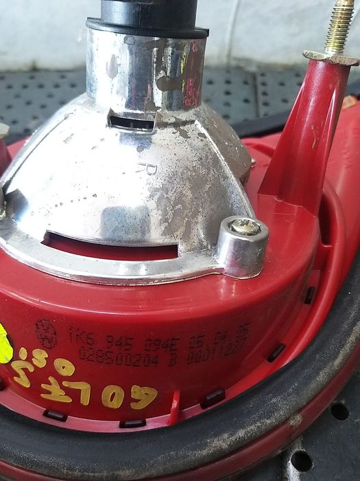 Stop tripla lampa dreapta haion vw golf 5 1k 1k6945094e 028500204b